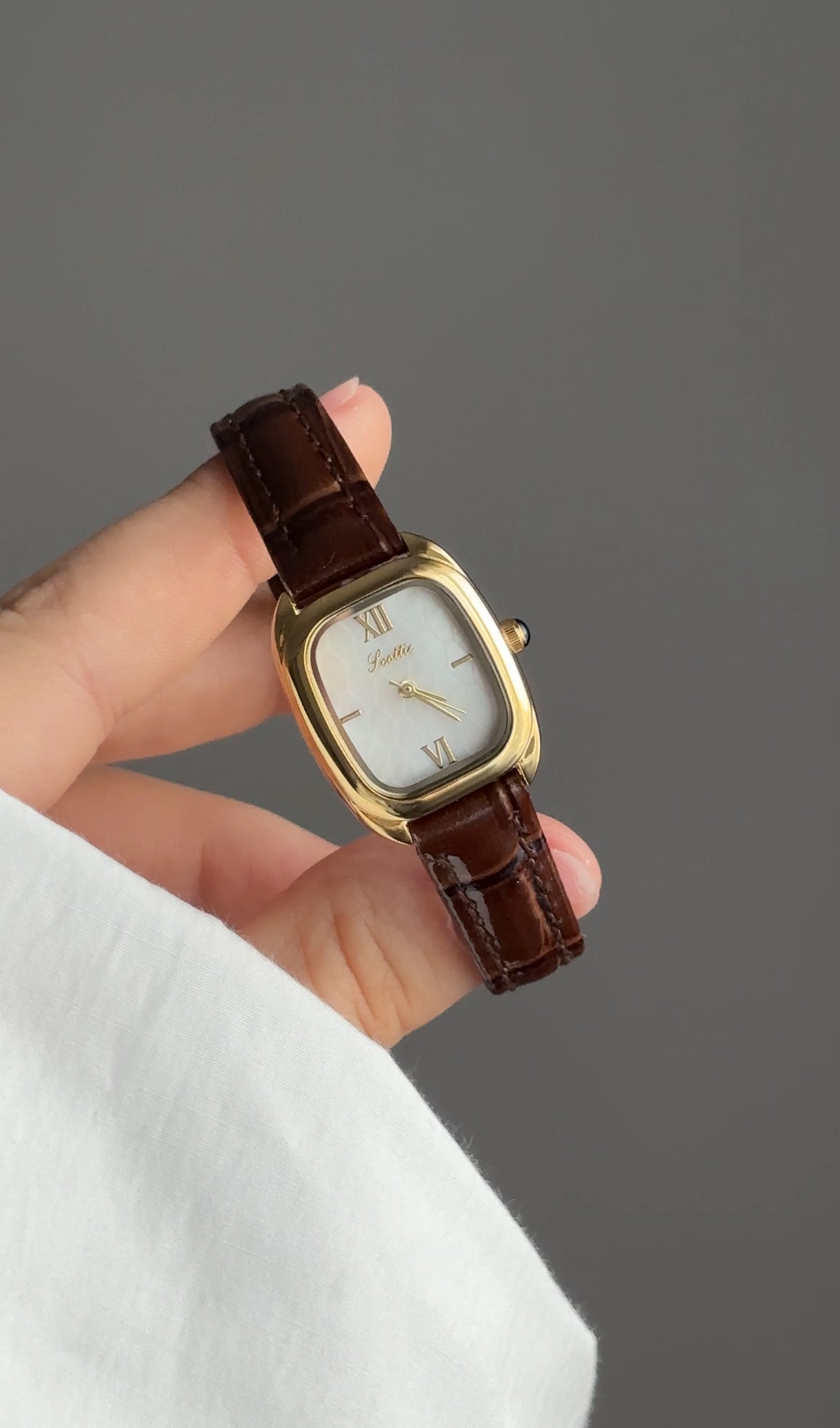 SCOTTIE mini carré cuir