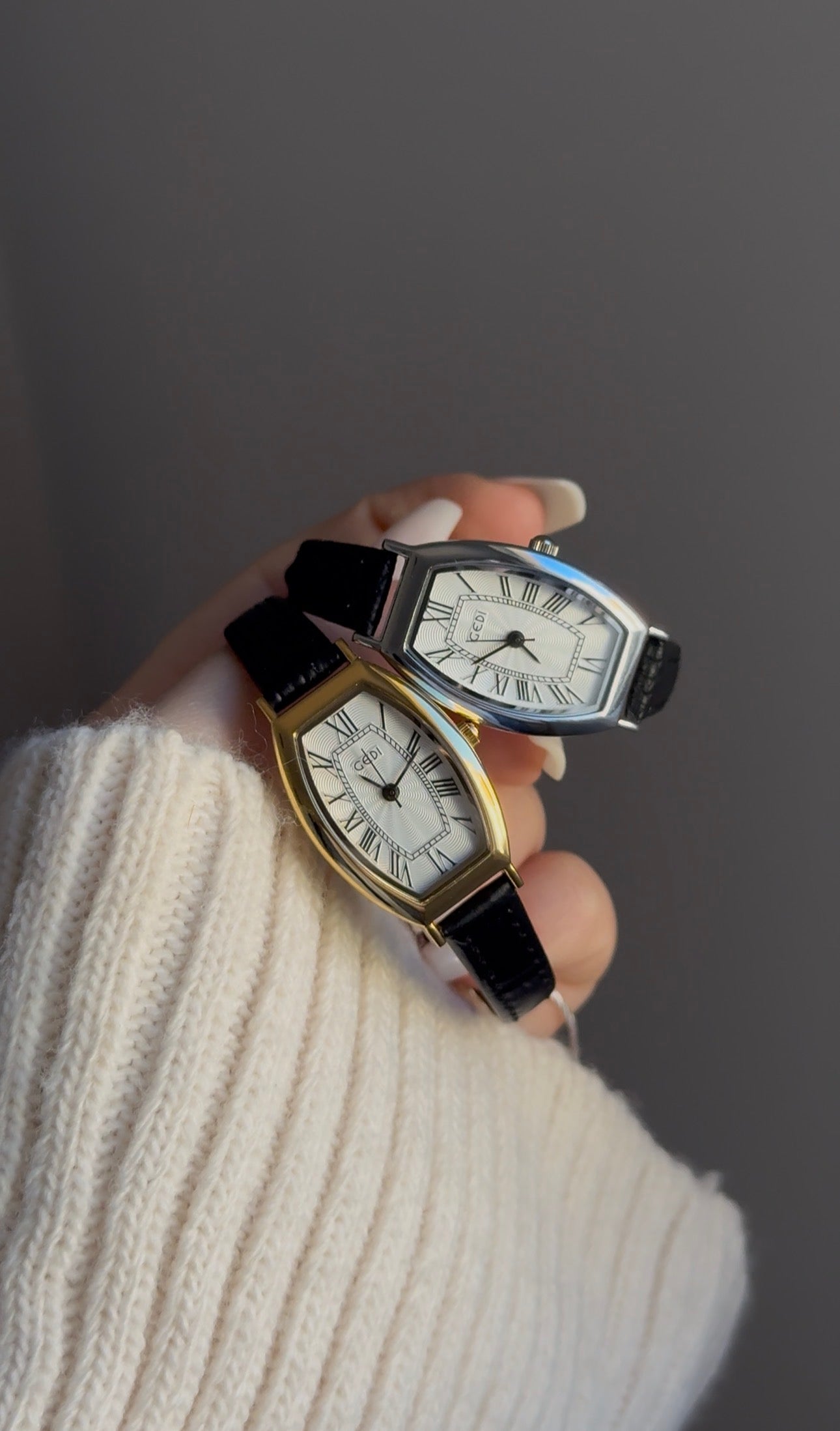 GEDI cuir ovale chiffres romains