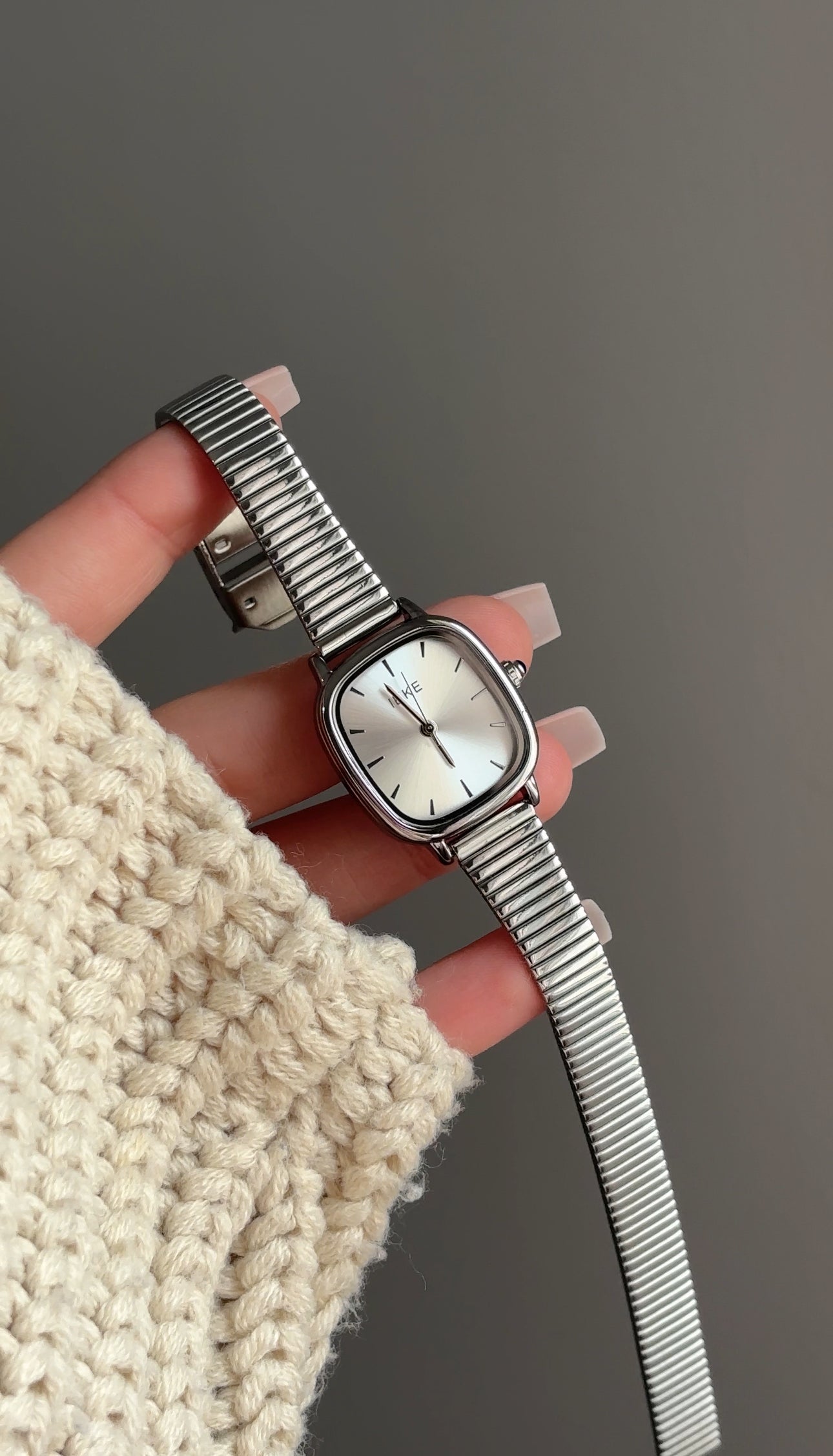 IEKE carré arrondi ajustable