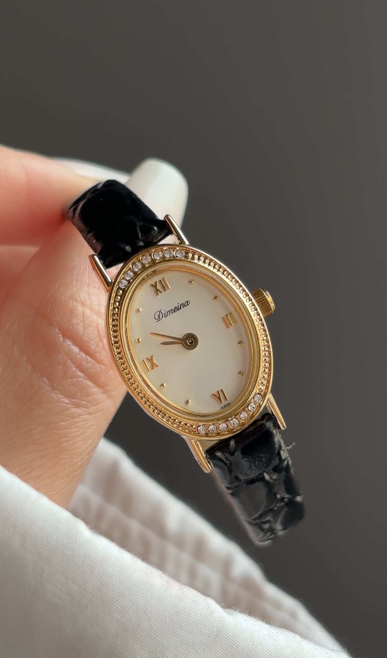 Dimeina ovale p cuir