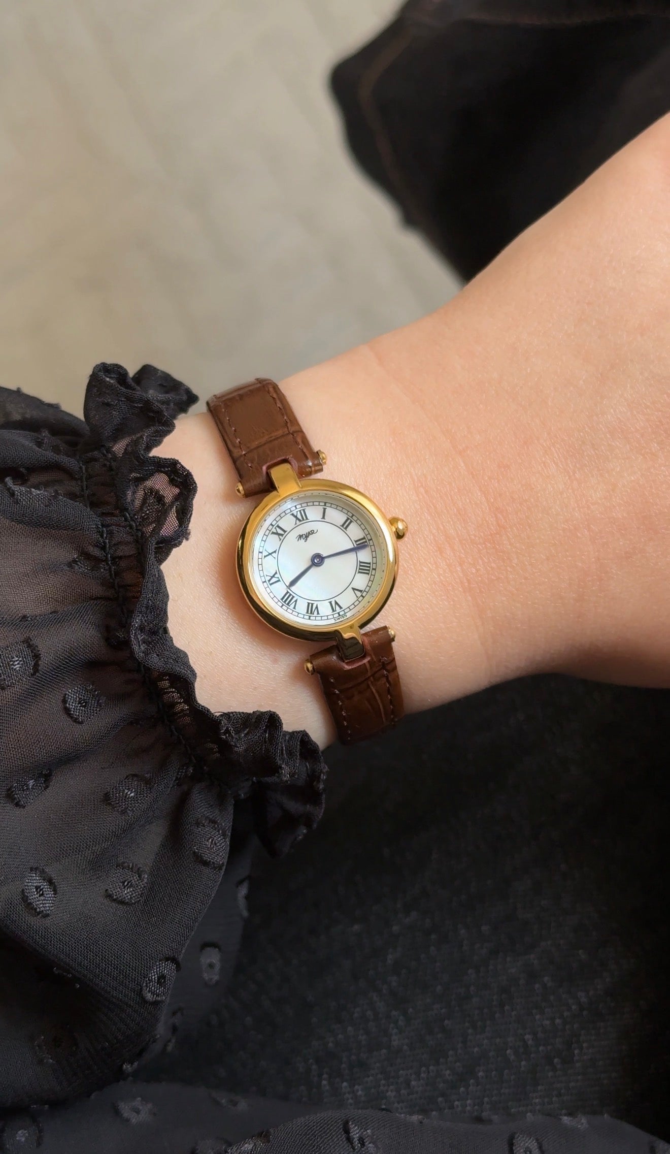 MYAR ronde vintage cuir